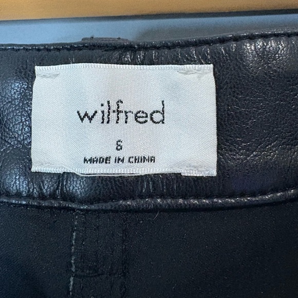 Wilfred by Aritzia size small Black Faux Leather straight leg high rise pants - Picture 7 of 10